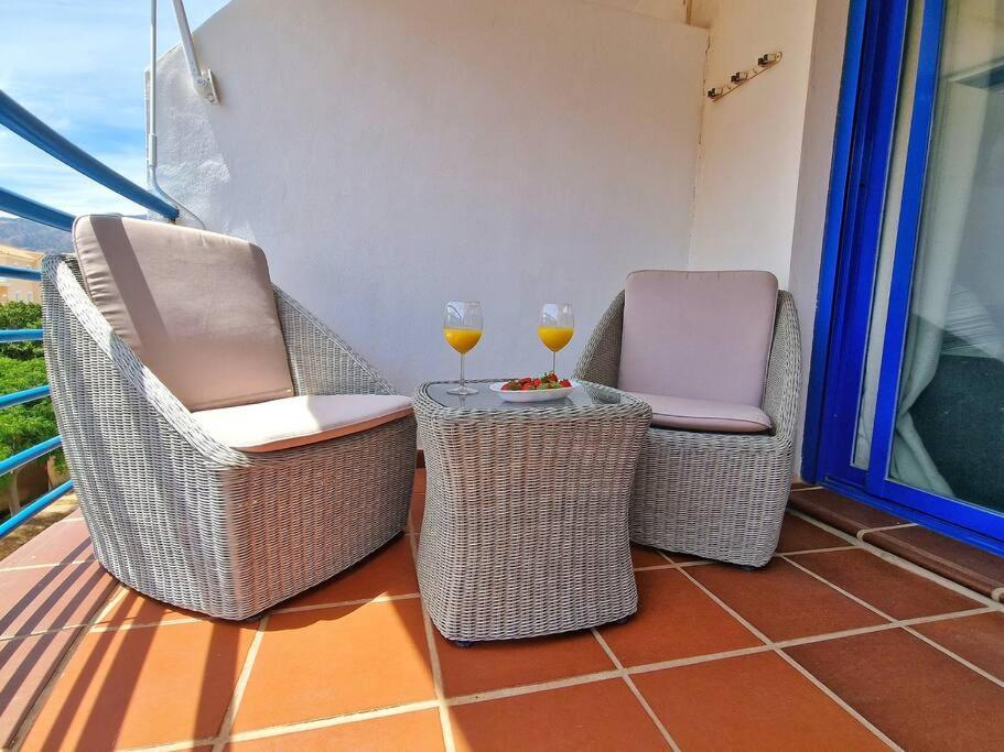 Acogedor Piso Con Terraza Y Parking! Lejlighed Benalmádena Eksteriør billede