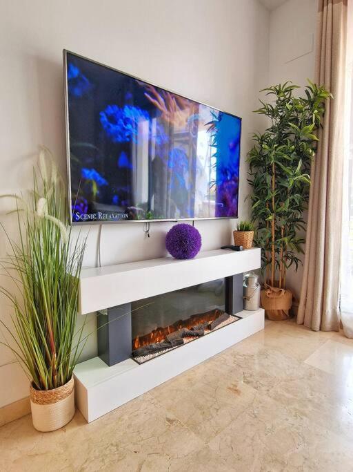 Acogedor Piso Con Terraza Y Parking! Lejlighed Benalmádena Eksteriør billede