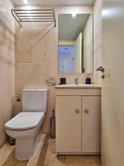Acogedor Piso Con Terraza Y Parking! Lejlighed Benalmádena Eksteriør billede